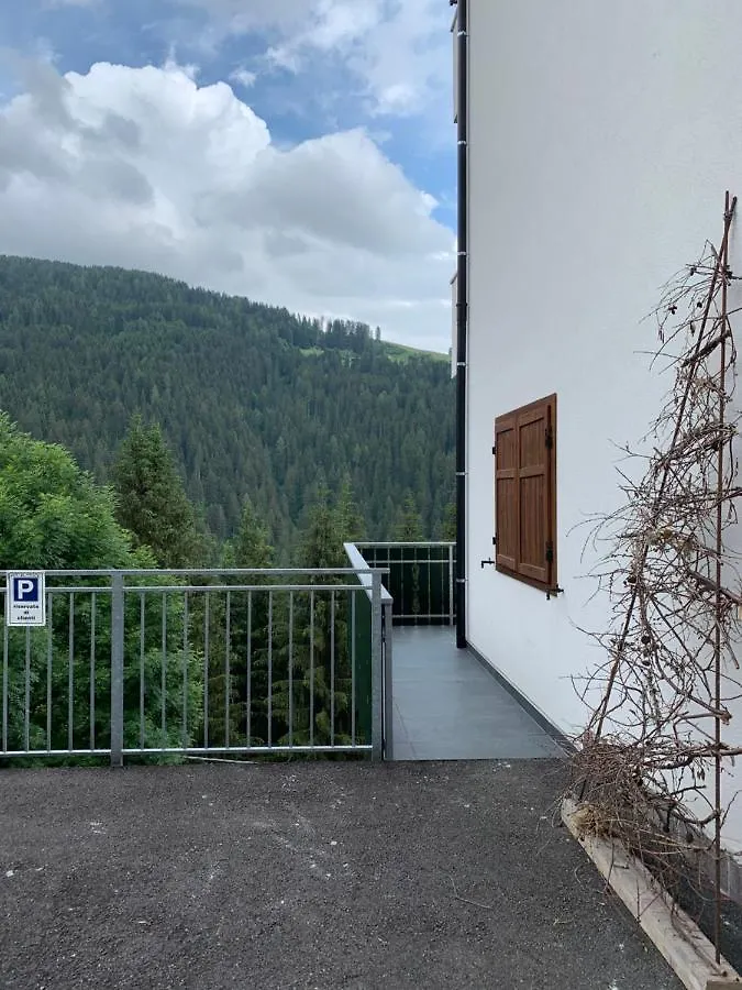 Appartamento Rustico Candide Apartment